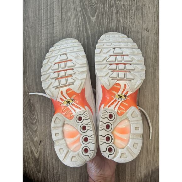 Nike Air Max Plus TN Ultra GS White Orange Size 6Y Women’s 7.5 Sneakers - Picture 7 of 10